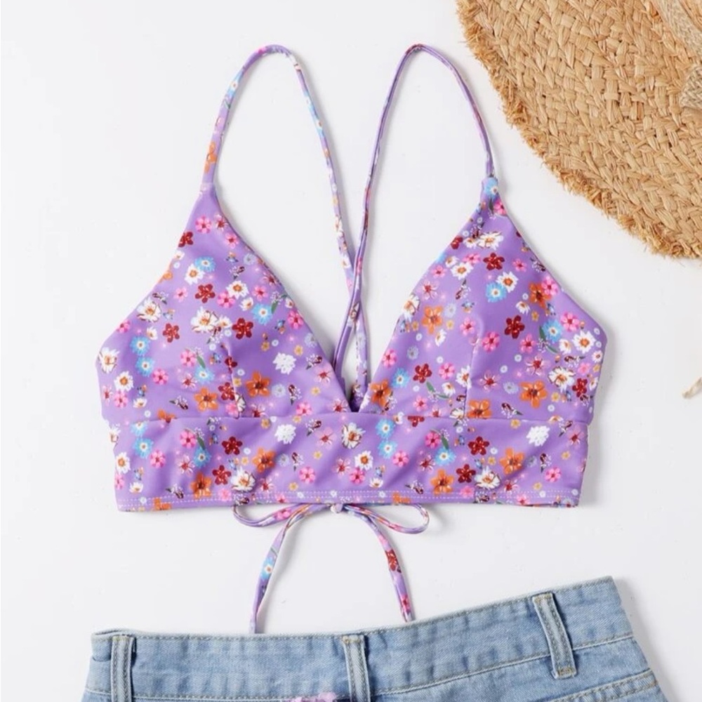 SHEIN Floral Bikini Top